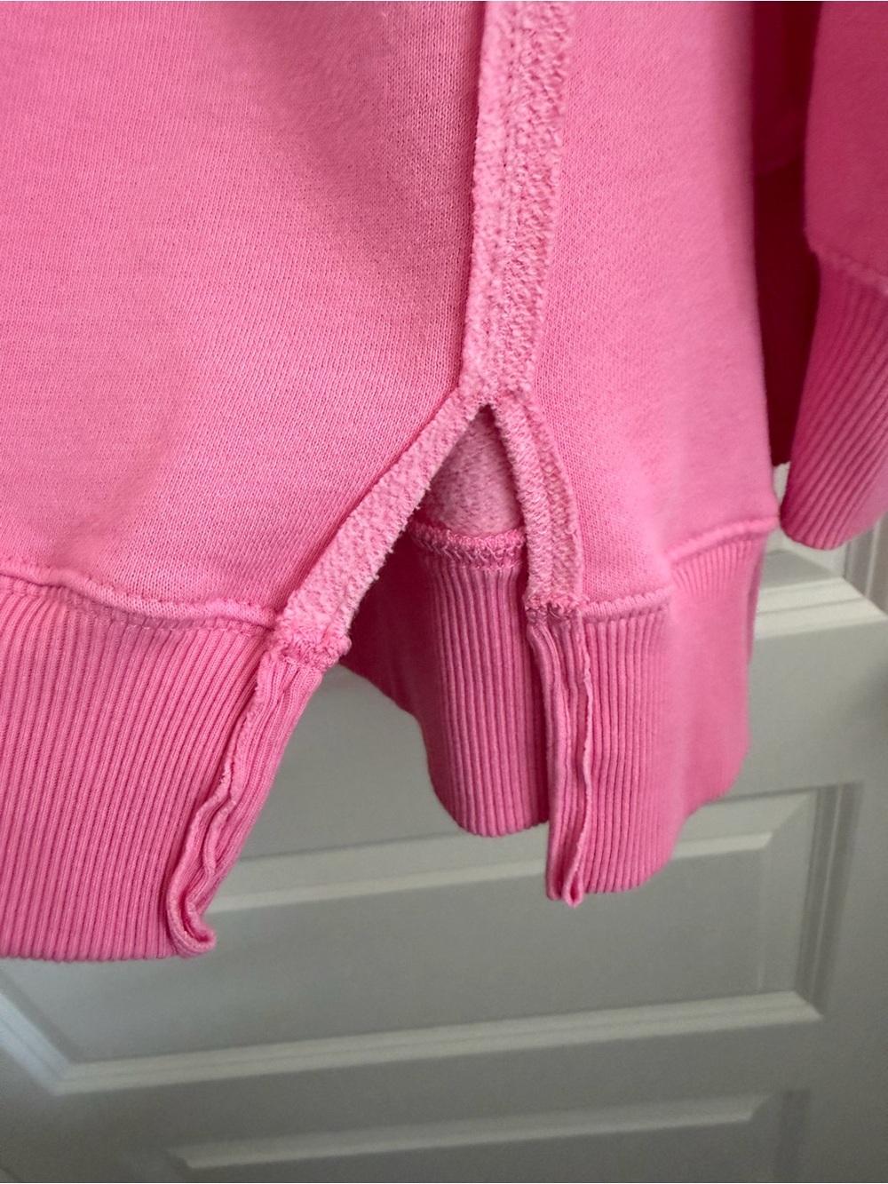 Aerie hot pink sweatshirt - Picture 2 of 5